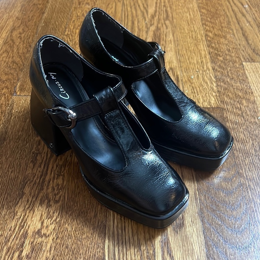Circus by Sam Edelman Women's Kay Mary Jane Platform Pumps Size 7.5
